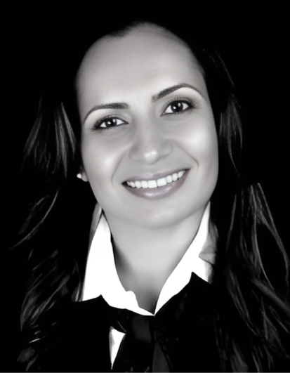 Amna Paryani